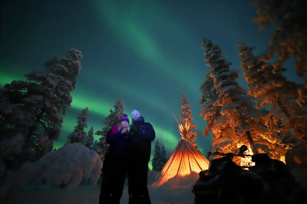 Finlandia - Romantic Aurora Escape