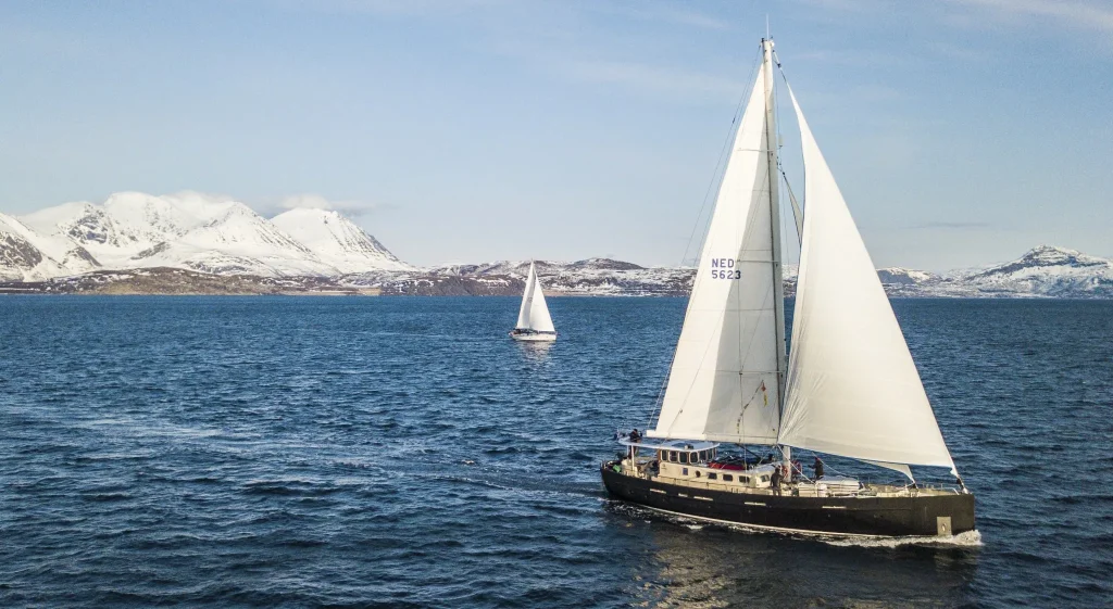 Norvegia – Sci alpinismo e vela tra le Alpi di Lyngen