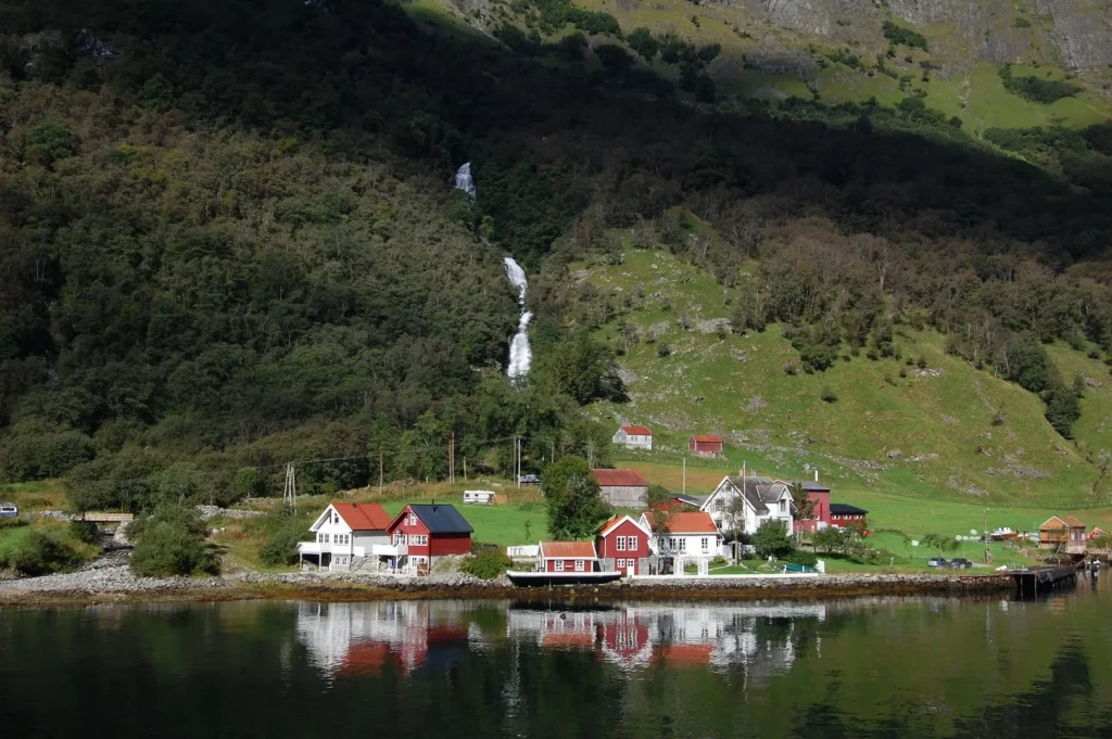 Norvegia - Camminata in libertà nei fiordi