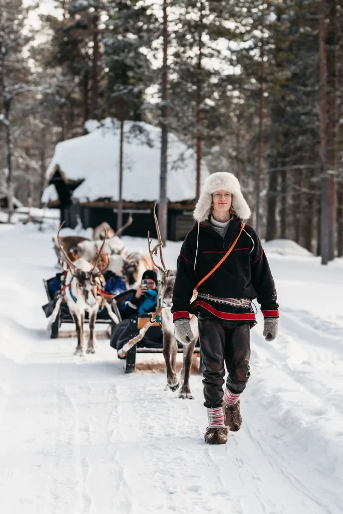Finlandia - Alla ricerca di Babbo Natale con tutta la famiglia