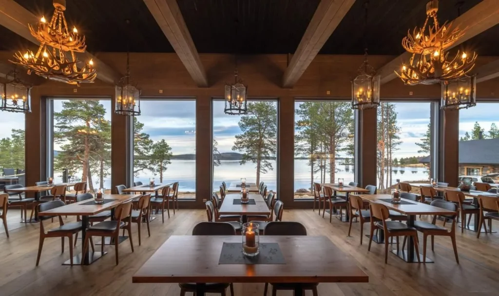 Finlandia – Aurora autunnale sul lago Inari